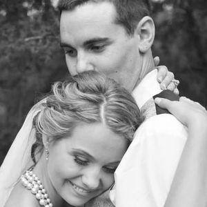 Meet your Posher, Larissa